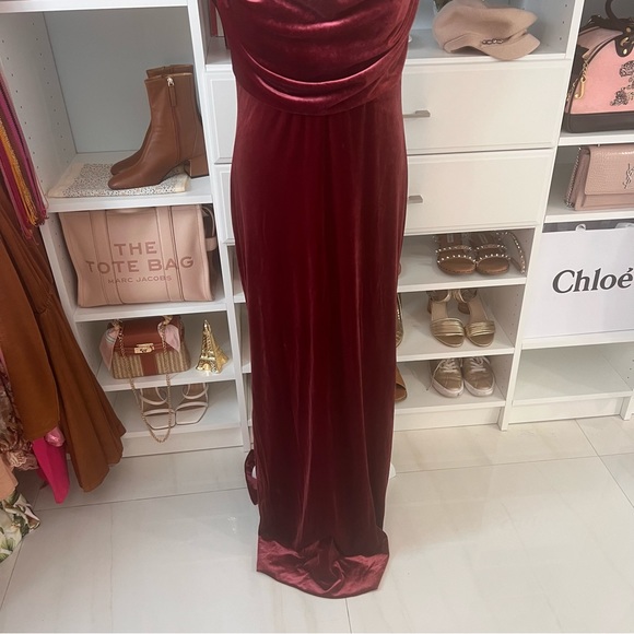 Revelry $189 Skye Velvet Dress ♥️ - Picture 6 of 6
